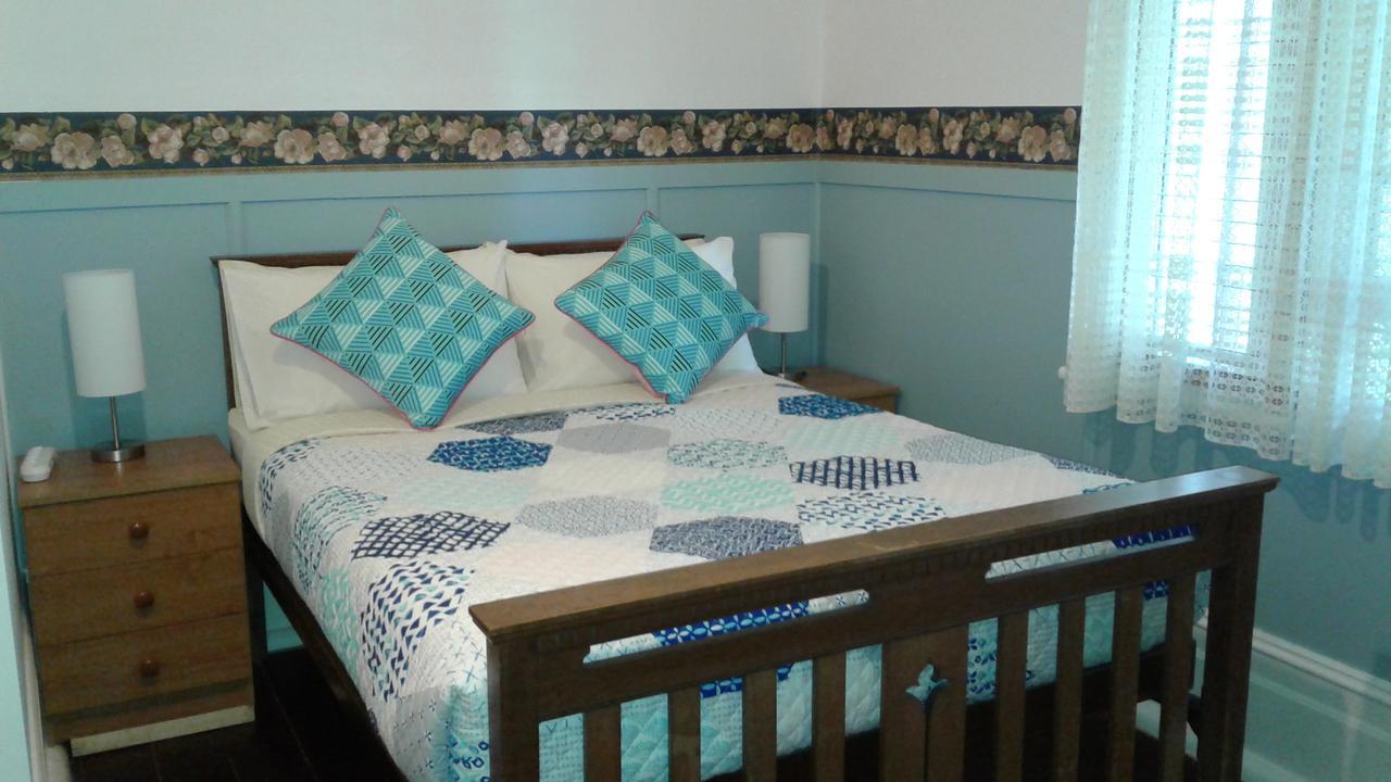 ゴールバーン Wombermere Bed & Breakfast エクステリア 写真